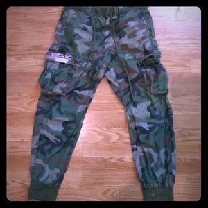 Ralph Lauren mens camo cargo skinny leg pants